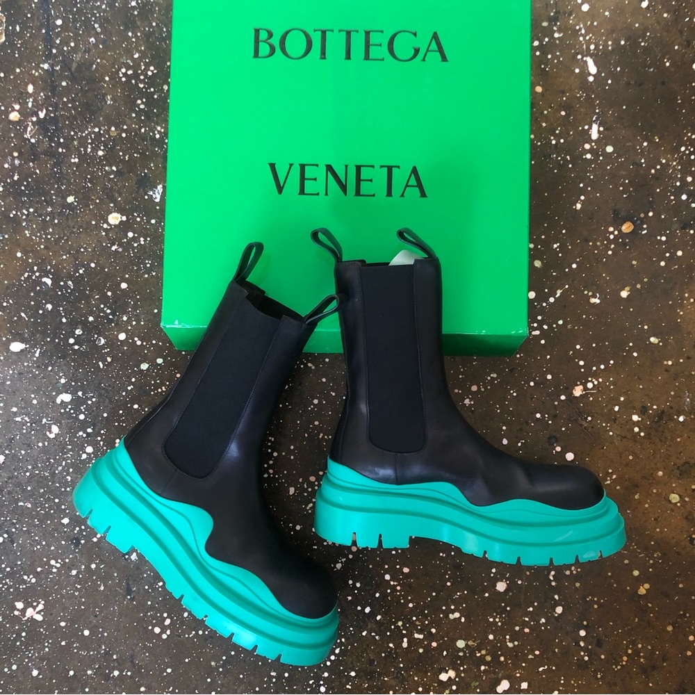 Bottega Veneta Tire Boots Black Green Sole - Picture 3 of 10